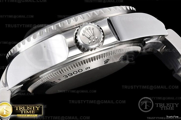 0122 ROLSD093 – Deep Sea Dweller Black Contemporary 1015